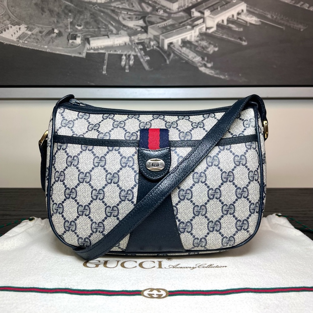 GUCCI GG Canvas Sherry Line Shoulder Bag Gray Red Navy